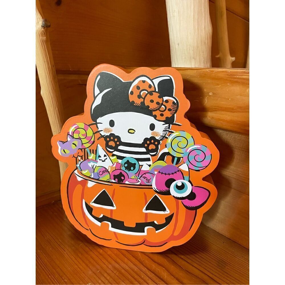 Hello kitty Halloween